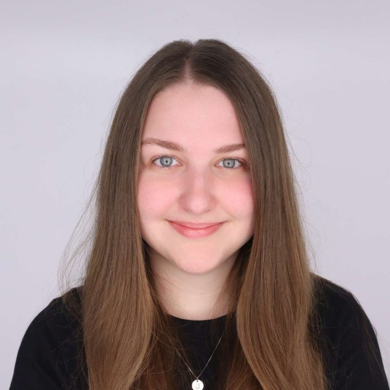 Headshot of Olivia Moyer